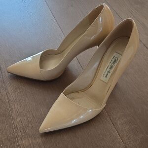 🇮🇹Vintage Saks Fifth Avenue Nude Patent Leather Heels, Made In ITALY